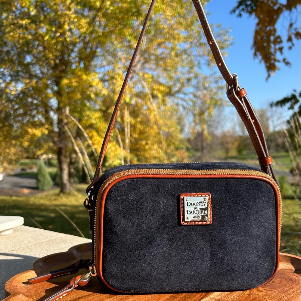 Dooney & Bourke Navy Suede Sawyer Crossbody EUC - Picture 5 of 17